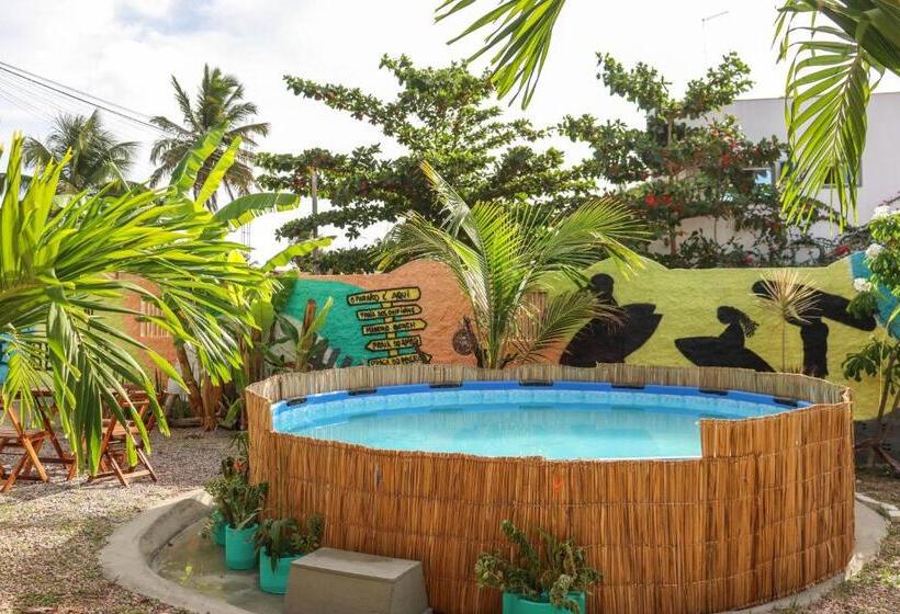 بنسيون Back To The Beach Hostel Pipa