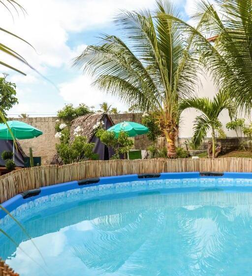 بنسيون Back To The Beach Hostel Pipa