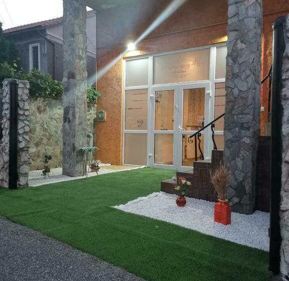 פנסיון Casa B&d Residence