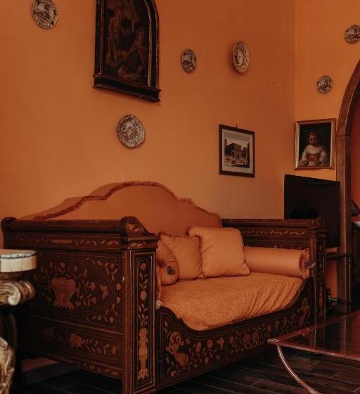 پانسیون Casa Caracciolo