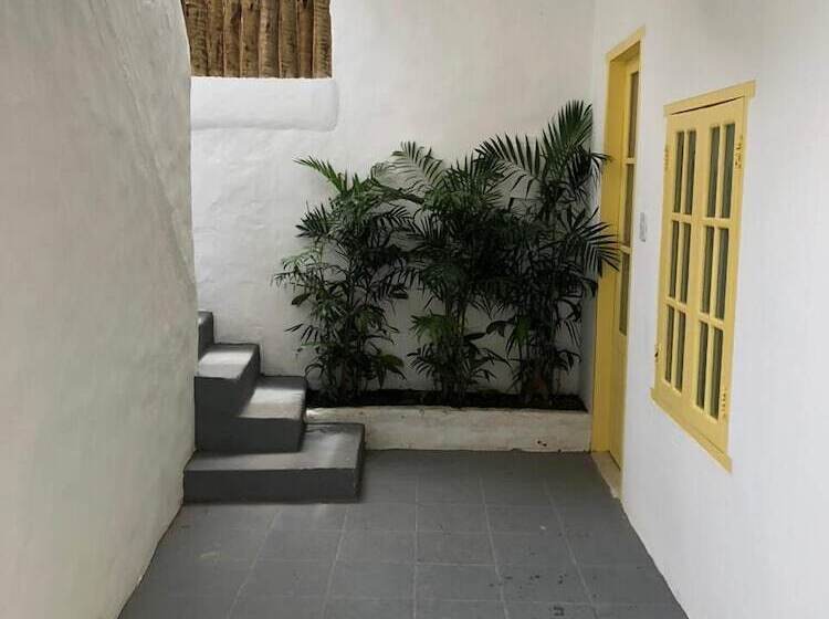 بنسيون Casa Maria Pousada