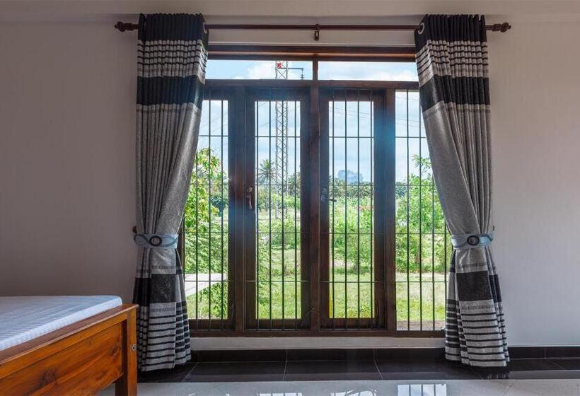 Пансион Gold Crown Residence