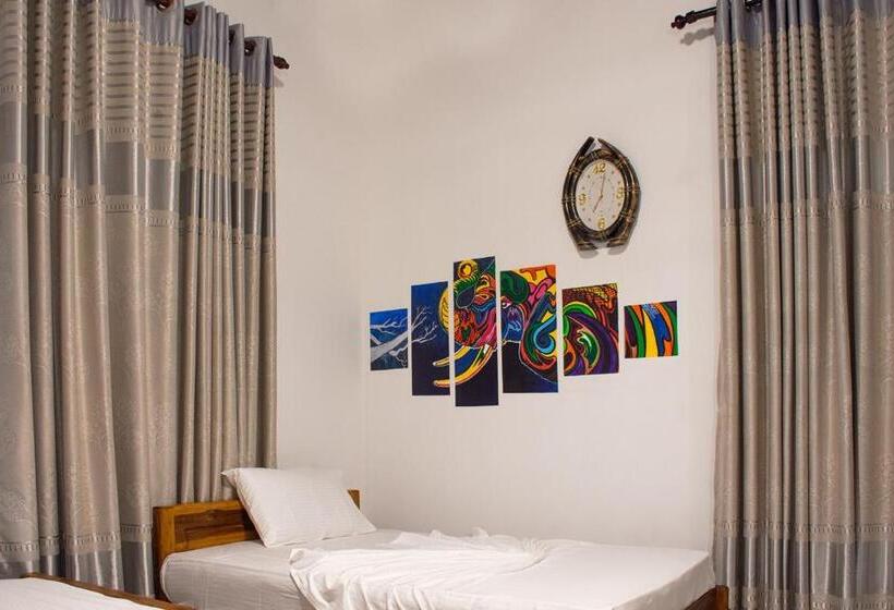 Пансион Gold Crown Residence