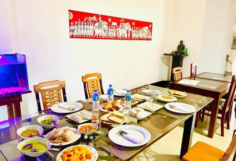 Пансион Gold Crown Residence