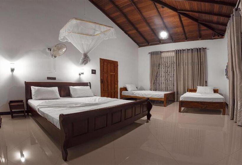 Пансион Gold Crown Residence