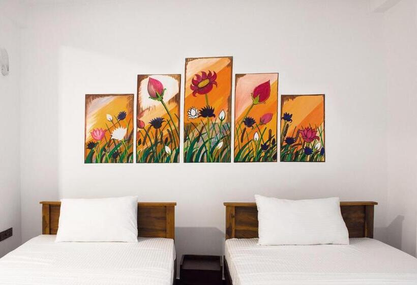 Пансион Gold Crown Residence