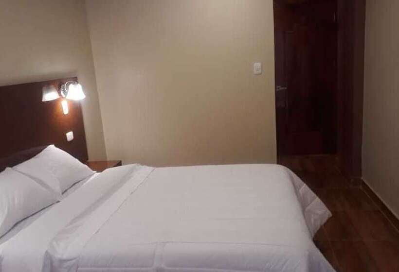 بنسيون Hs Tierra In