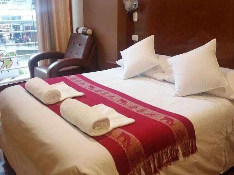 بنسيون Hs Tierra In