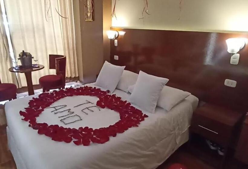 بنسيون Hs Tierra In