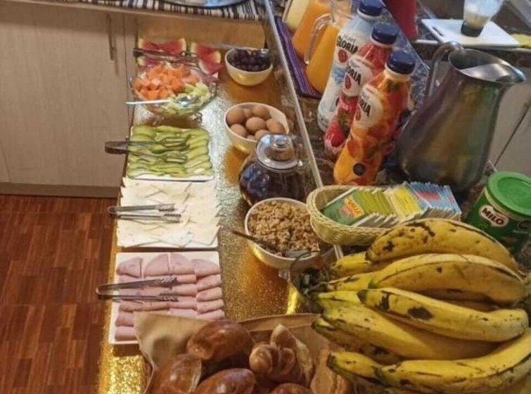 بنسيون Hs Tierra In