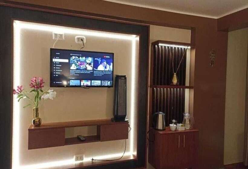 بنسيون Hs Tierra In