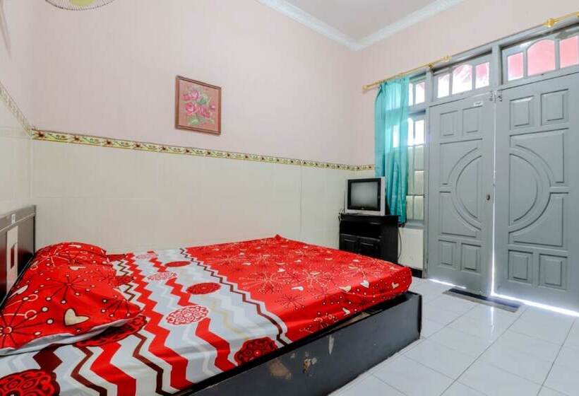 پانسیون Losmen Panorama