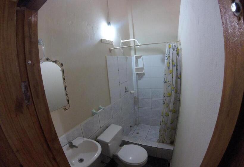 Пансион Montañita Garden Hostal