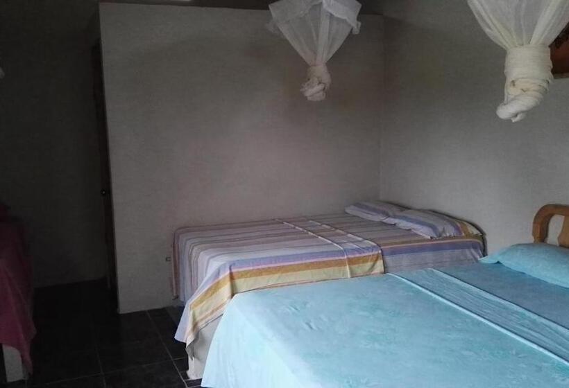 Пансион Montañita Garden Hostal