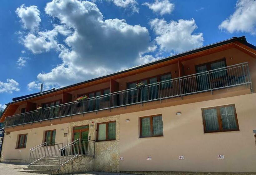 펜션 Penzión Janík Jasná