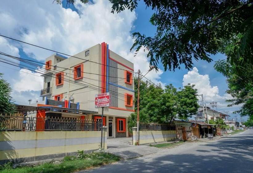 Пансион Reddoorz Near Millenium Waterpark Palu