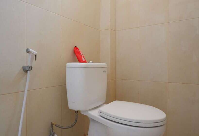 Пансион Reddoorz Near Millenium Waterpark Palu