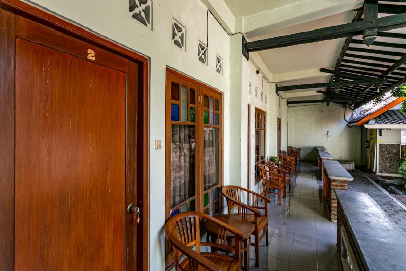 膳宿费 Reddoorz Plus Near Taman Sari 2