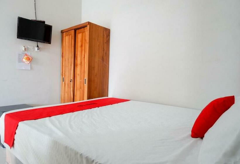 פנסיון Reddoorz Plus Syariah Near Stasiun Tegal 2