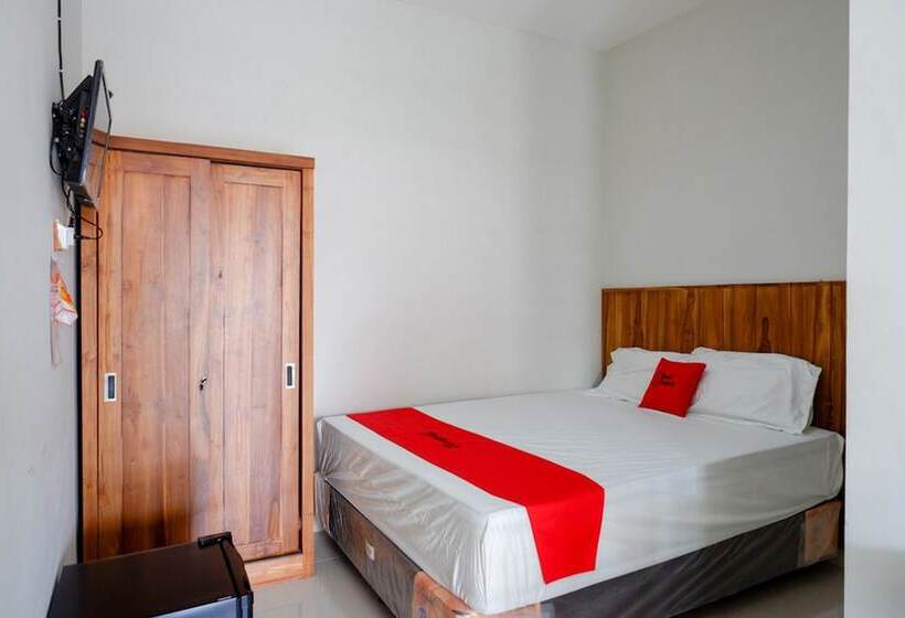 פנסיון Reddoorz Plus Syariah Near Stasiun Tegal 2