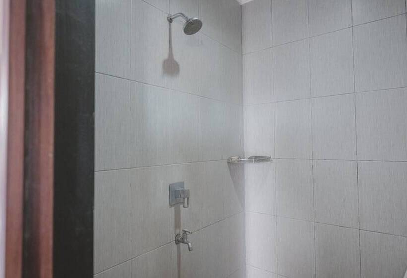 펜션 Reddoorz Syariah Near Kantor Walikota Jambi