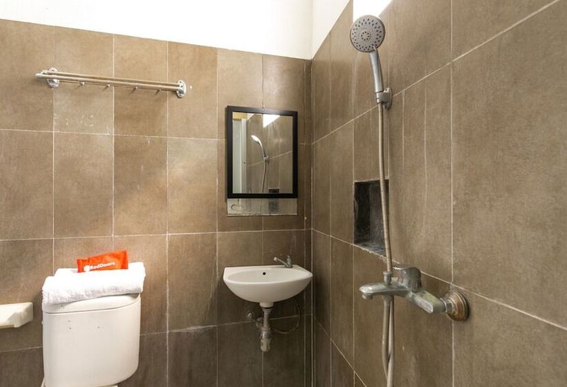 膳宿费 Reddoorz Syariah Near Stadion Manahan Solo 2