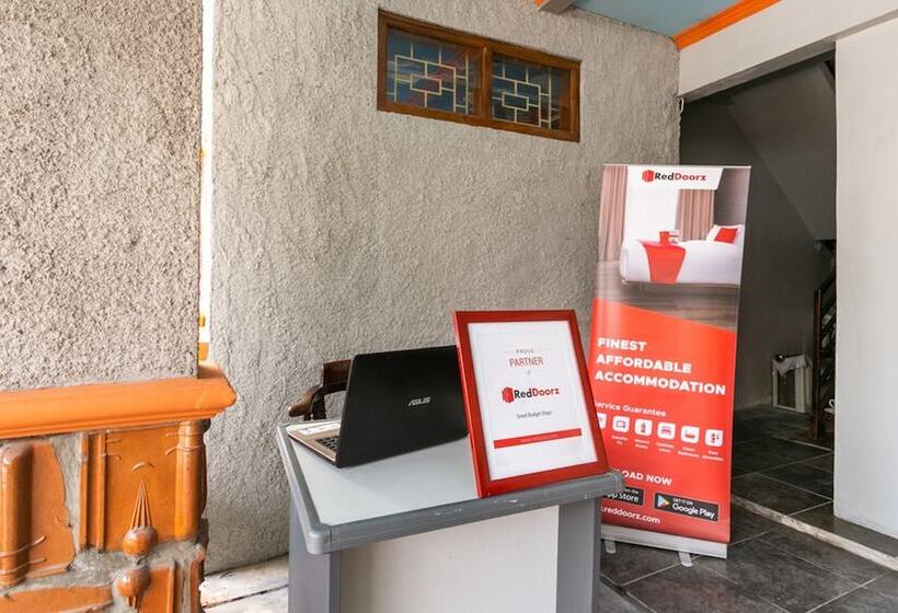 膳宿费 Reddoorz Syariah Near Stadion Manahan Solo 2