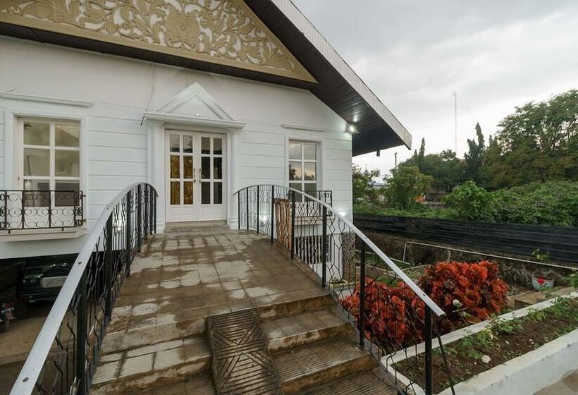 Пансион Reddoorz Syariah Near Suzuya Mall Banda Aceh 2