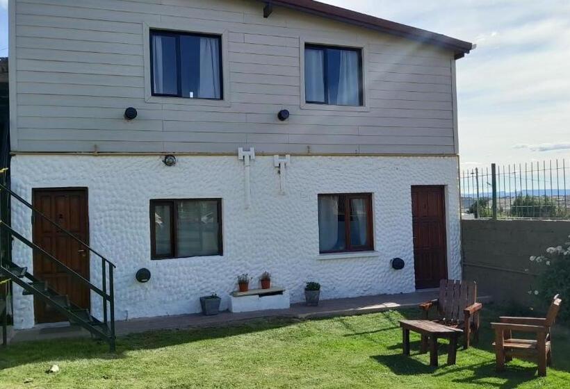 ペンション The Blue Glacier