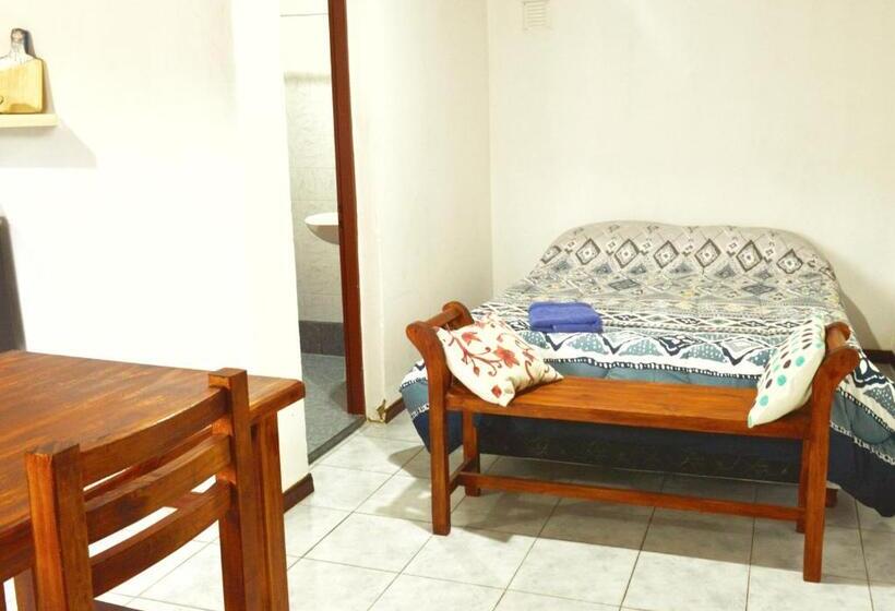 ペンション The Blue Glacier