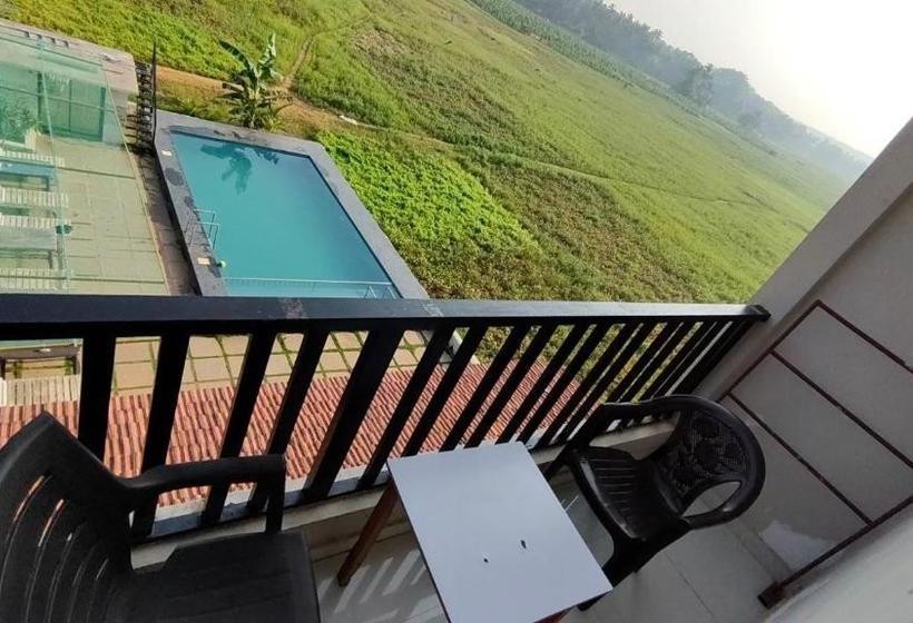 فندق صغير Shivam Bnb Mandrem Resort