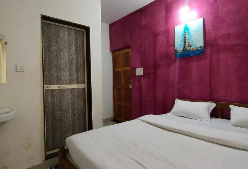 הוסטל Shivam Bnb Mandrem Resort