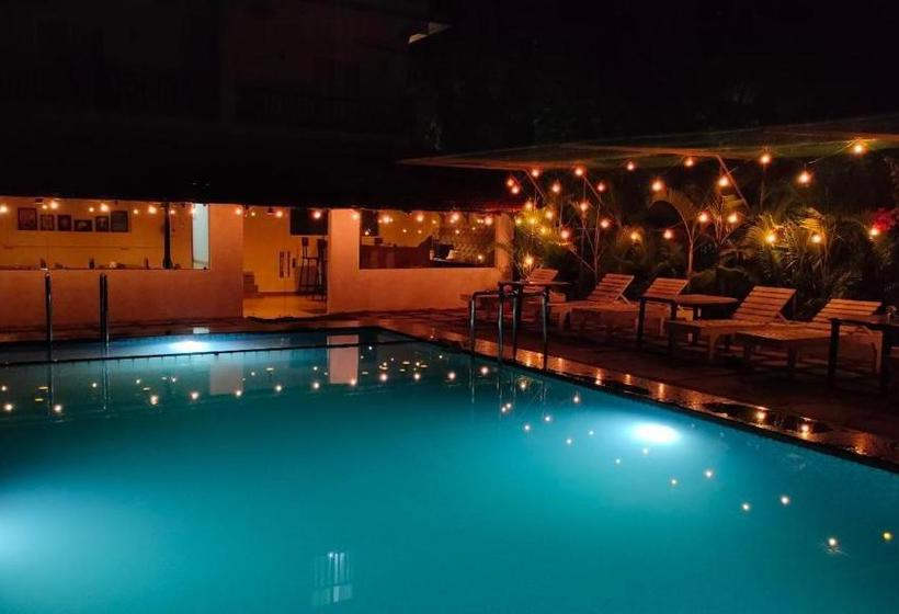 הוסטל Shivam Bnb Mandrem Resort