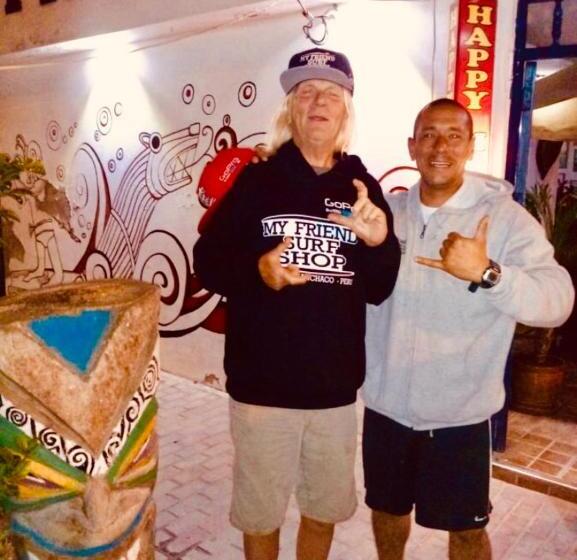 Surf Hostel My Friends