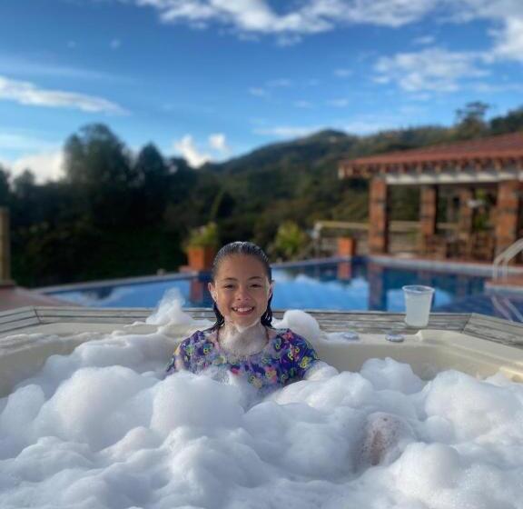 호스텔 Estaciones