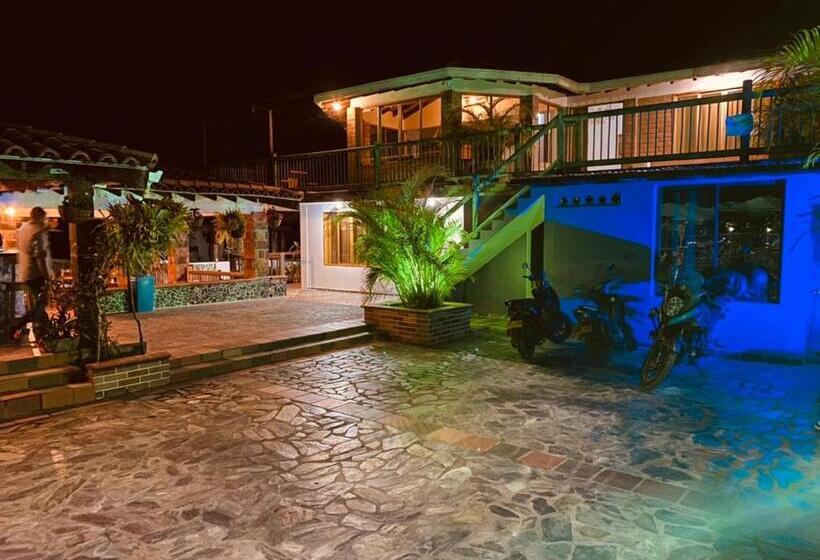 호스텔 Estaciones