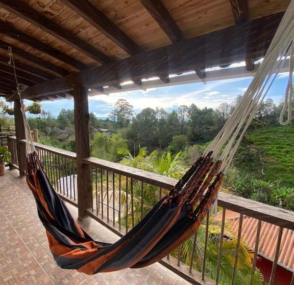 호스텔 Estaciones