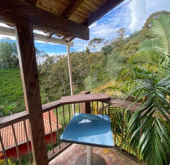 호스텔 Estaciones