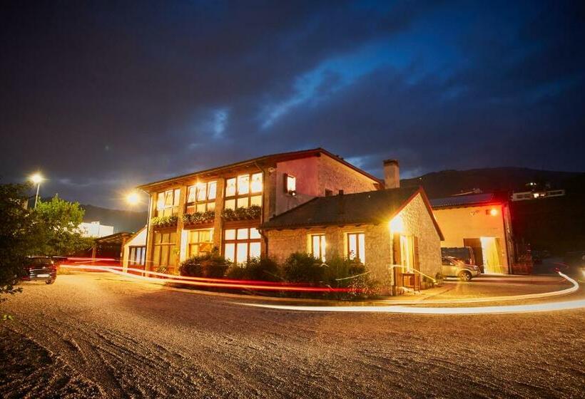 تختخواب و صبحانه Agriturismo Roccat
