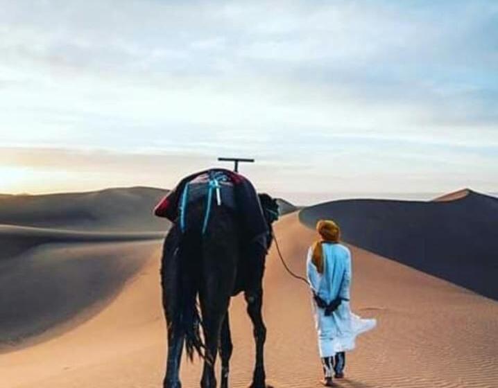 민박 Erg Chegaga Nomad Tour