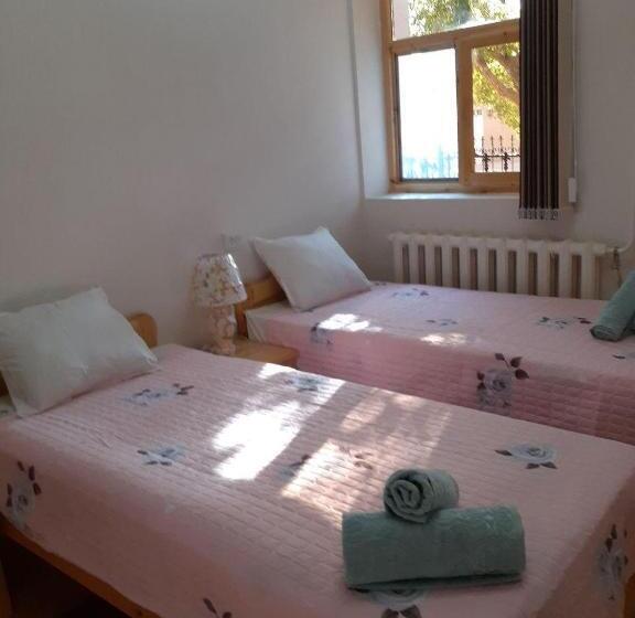 ベッドアンドブレックファースト Khiva Abdulla Guest House