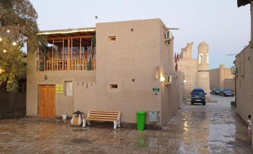 ベッドアンドブレックファースト Khiva Abdulla Guest House