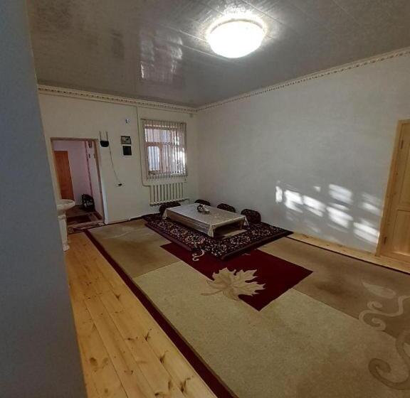 ベッドアンドブレックファースト Khiva Abdulla Guest House