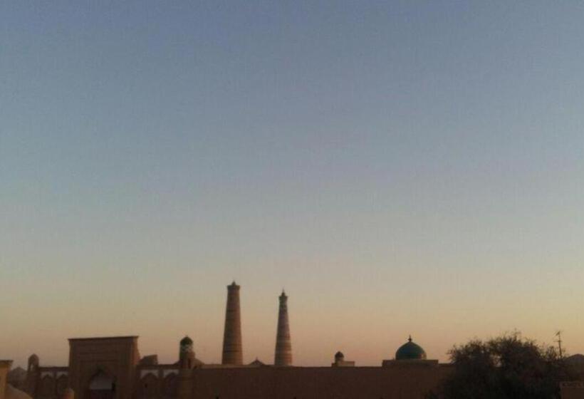 ベッドアンドブレックファースト Khiva Abdulla Guest House