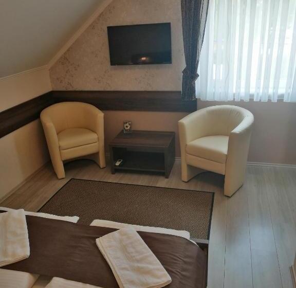 ベッドアンドブレックファースト Ludvig Panzió