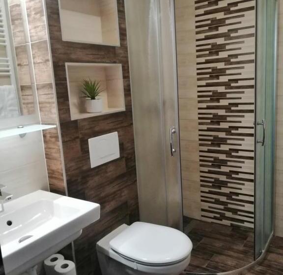 ベッドアンドブレックファースト Ludvig Panzió