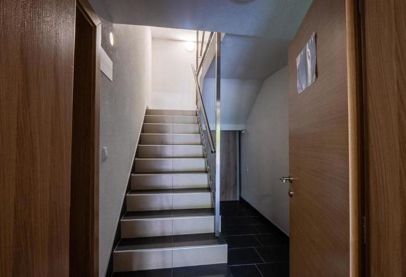 Bed and Breakfast Sobe Kod Bakija