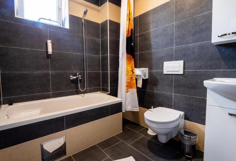 Bed and Breakfast Sobe Kod Bakija