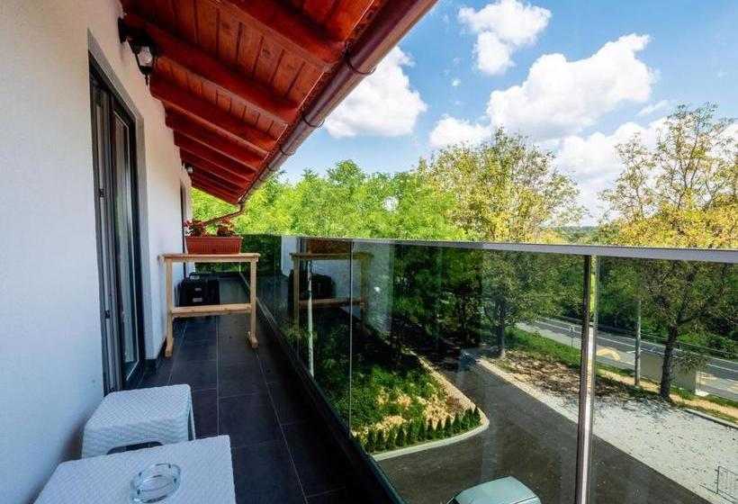 Bed and Breakfast Sobe Kod Bakija