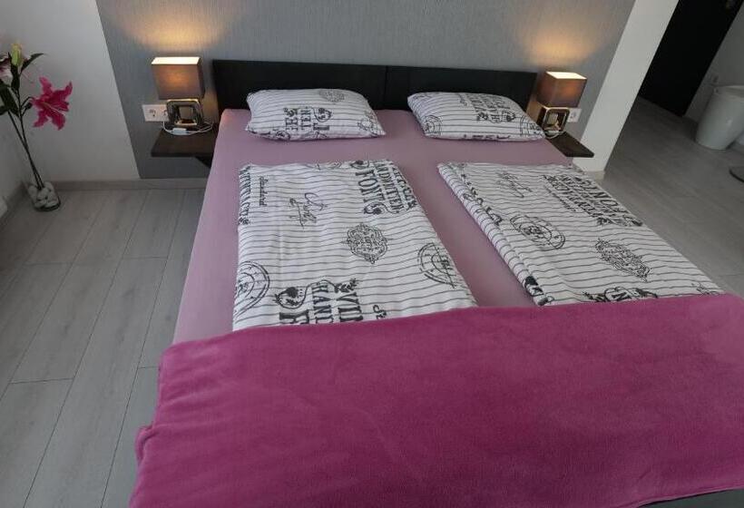 فندق Anna Villa Füred Boutique Rooms